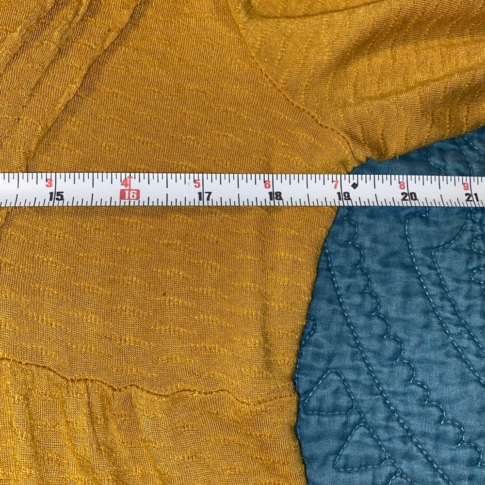 Maurice’s mustard blouse XL - Picture 9 of 11